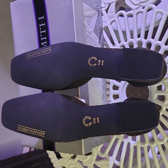 Amanda Smith Heels - Picture 4 of 6